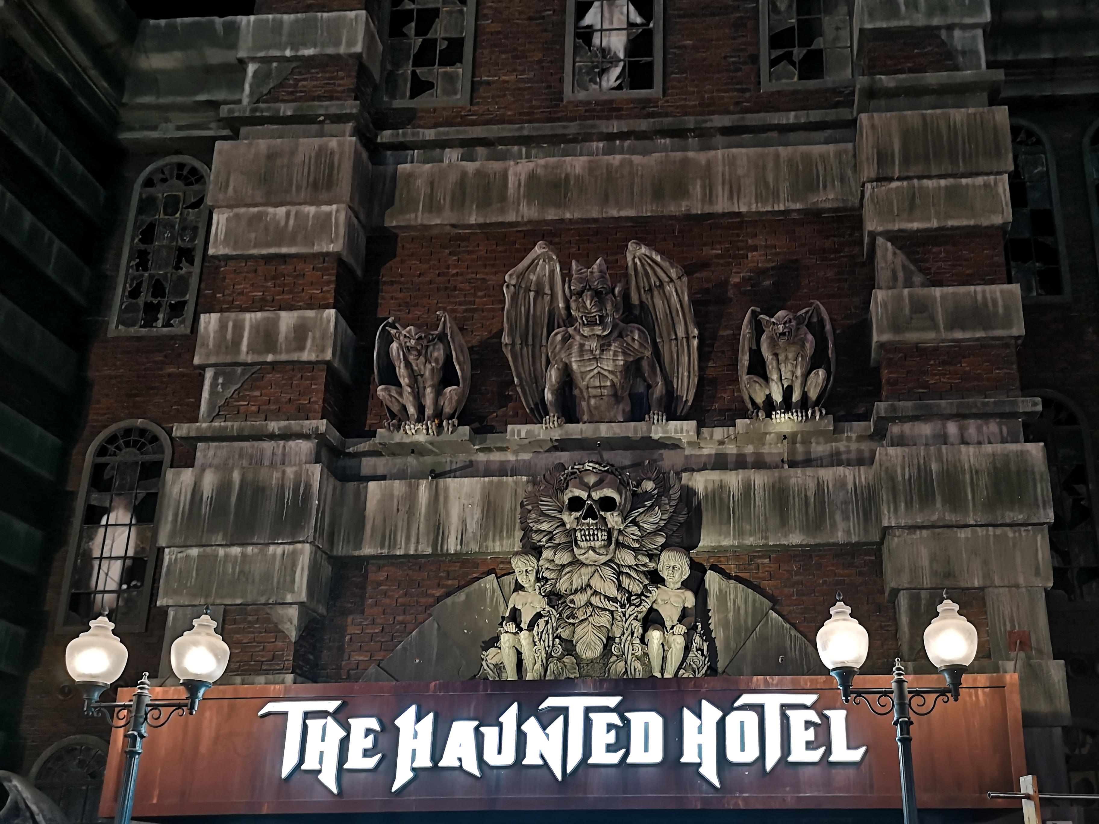 Haunted Hotel of IMG world Spine Tingling Experience!